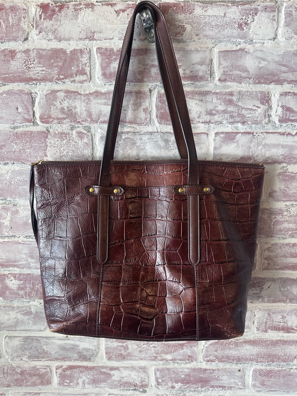 Fossil Croc-Embossed Leather Tote in Dark Brown